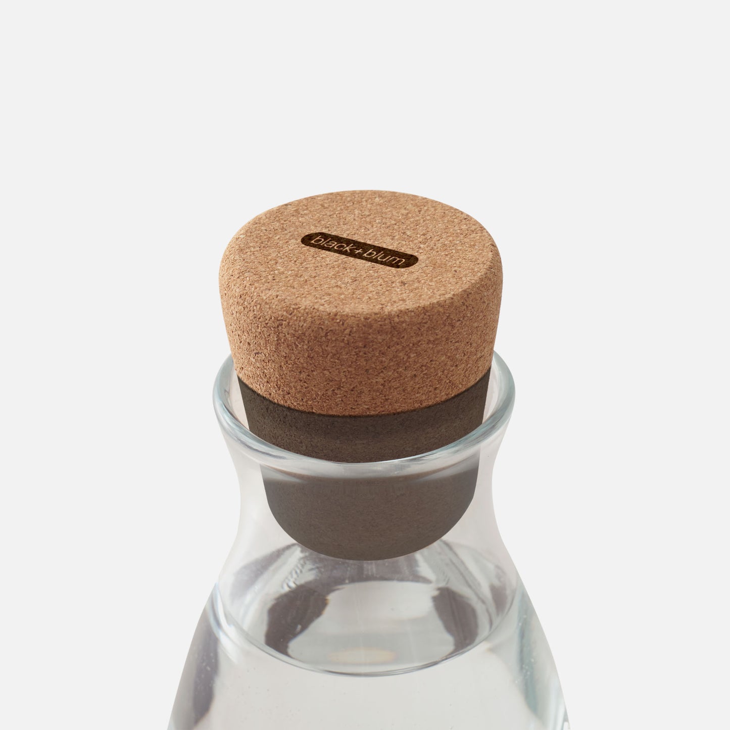 EAU CARAFE